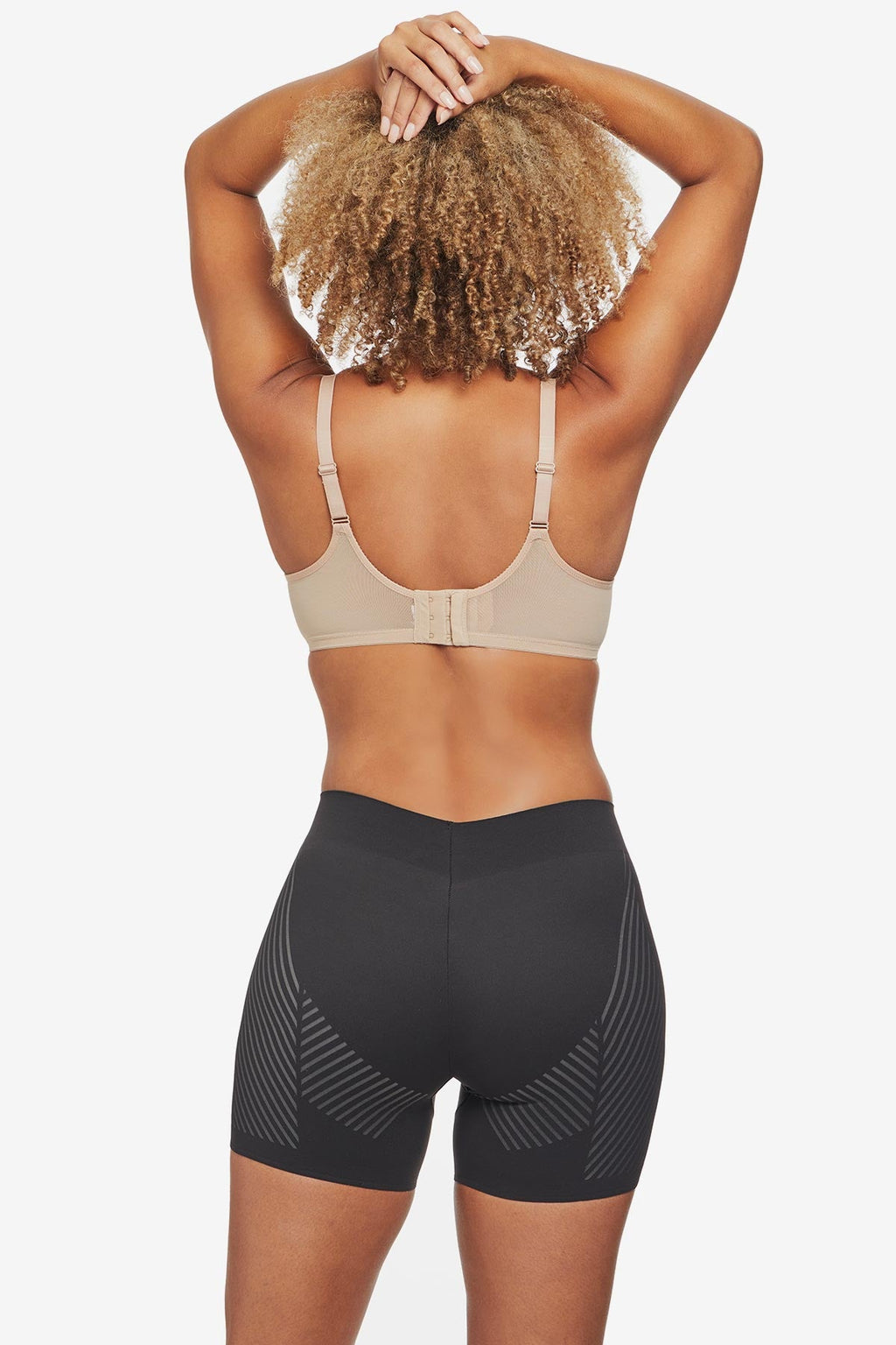 Iconic Core Mid-Thigh Shaping Short with Rear Lift