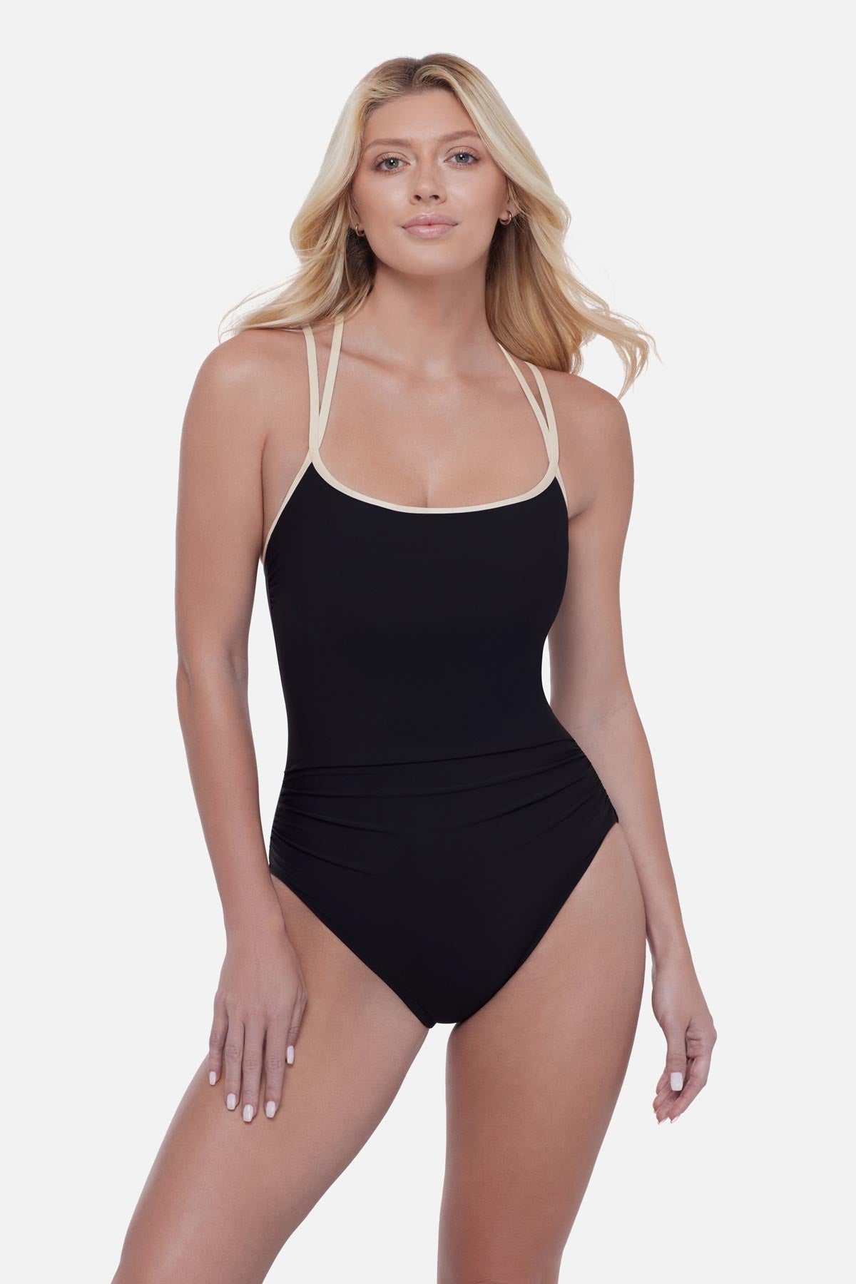 Cam One Piece in Black